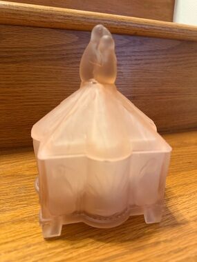 California Perfume Peaked Penguins Figural Pink Satin Frosted Glass Powder Jar